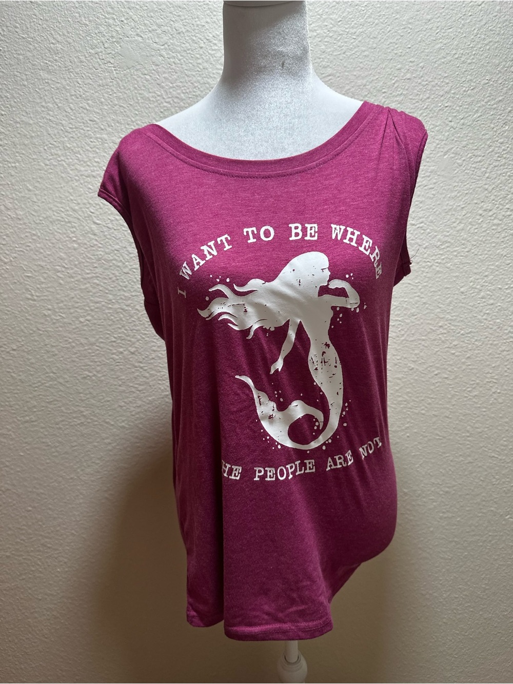Women’s Muscle Tee - Magenta Mermaid Graphic